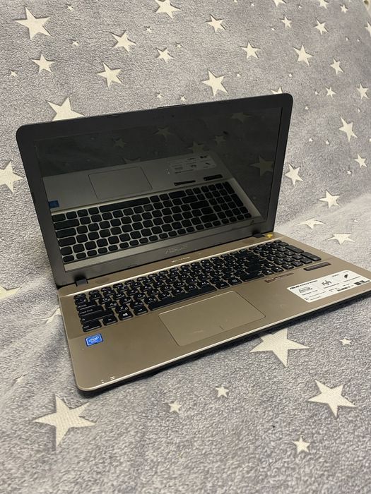 Ноутбук Asus 512gb