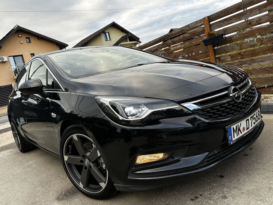 Opel Astra K 1.6 diesel 2016 Line /Sideassist Camera Far Led