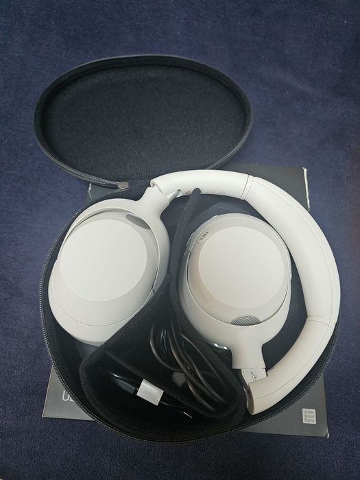 Casti SONY ult wear