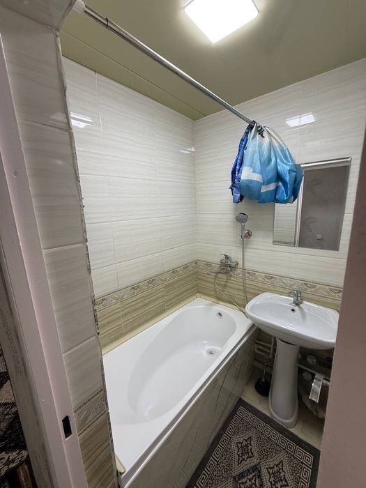 Maksim Gorkida kvartira 3 xonali faqat oilaga