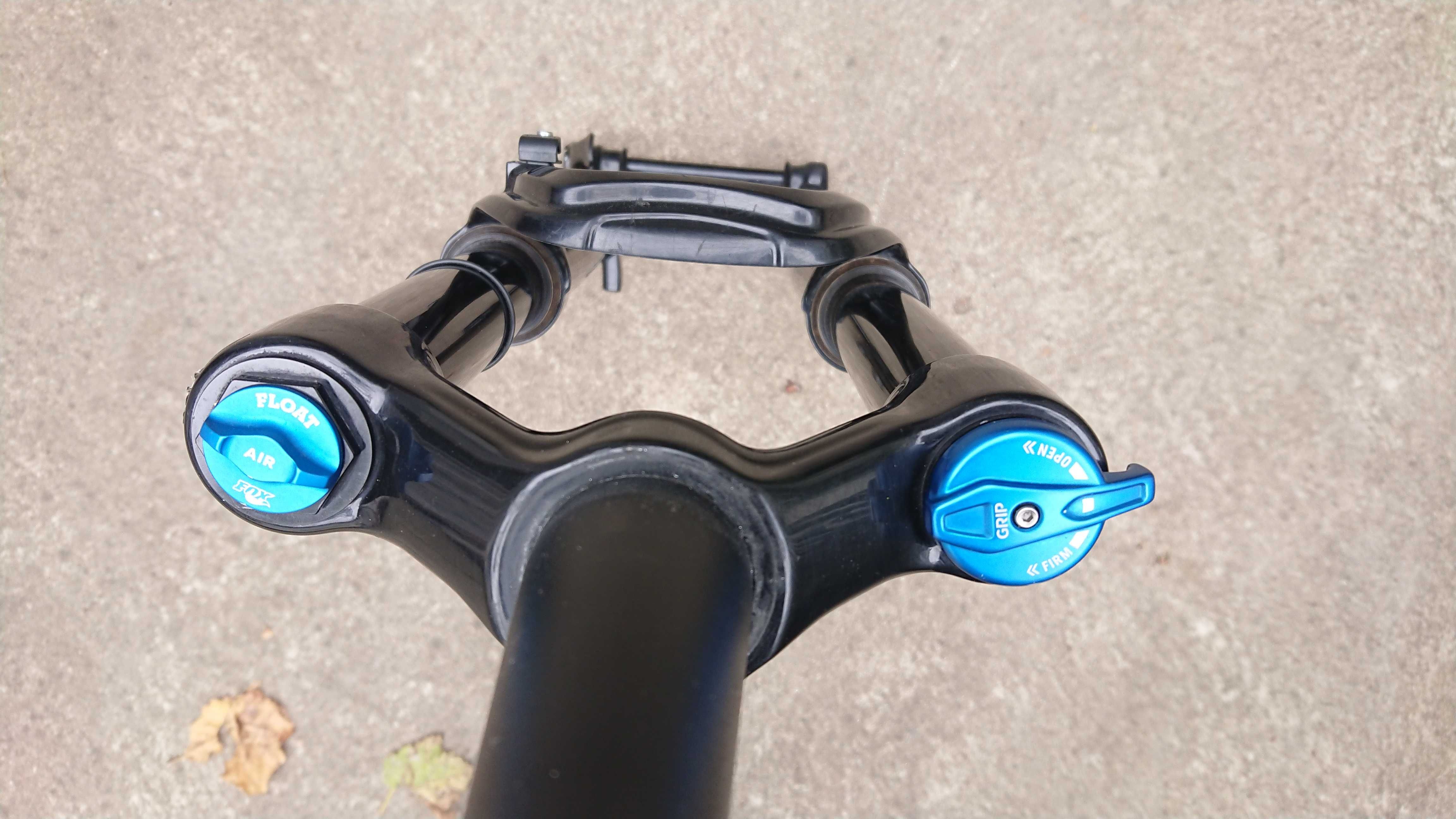 Maneta schimbatoar sram ex1 , 8v , impecabila Furca fox 34 , 27.5,perf