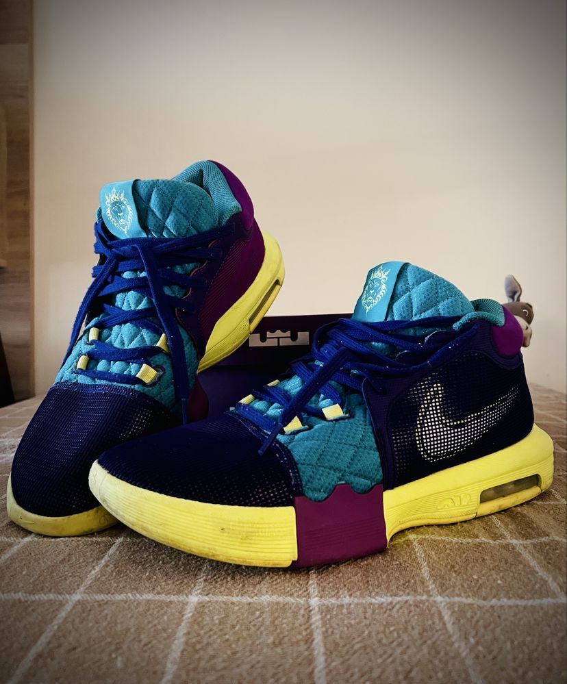 Nike Lebron Witness VIII (8) 45 Номер