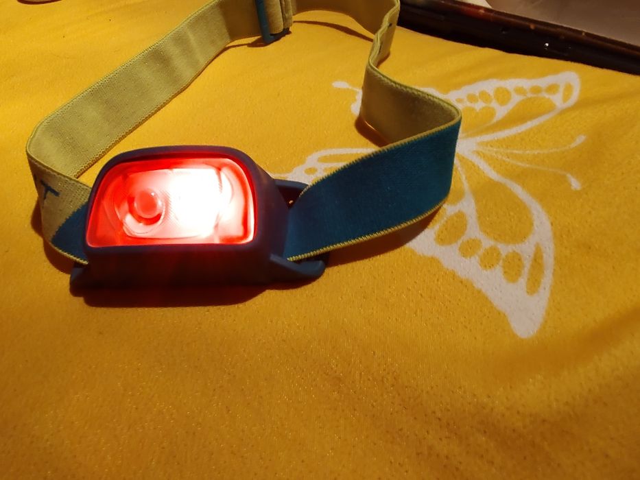 Lampă frontală puțin folosită