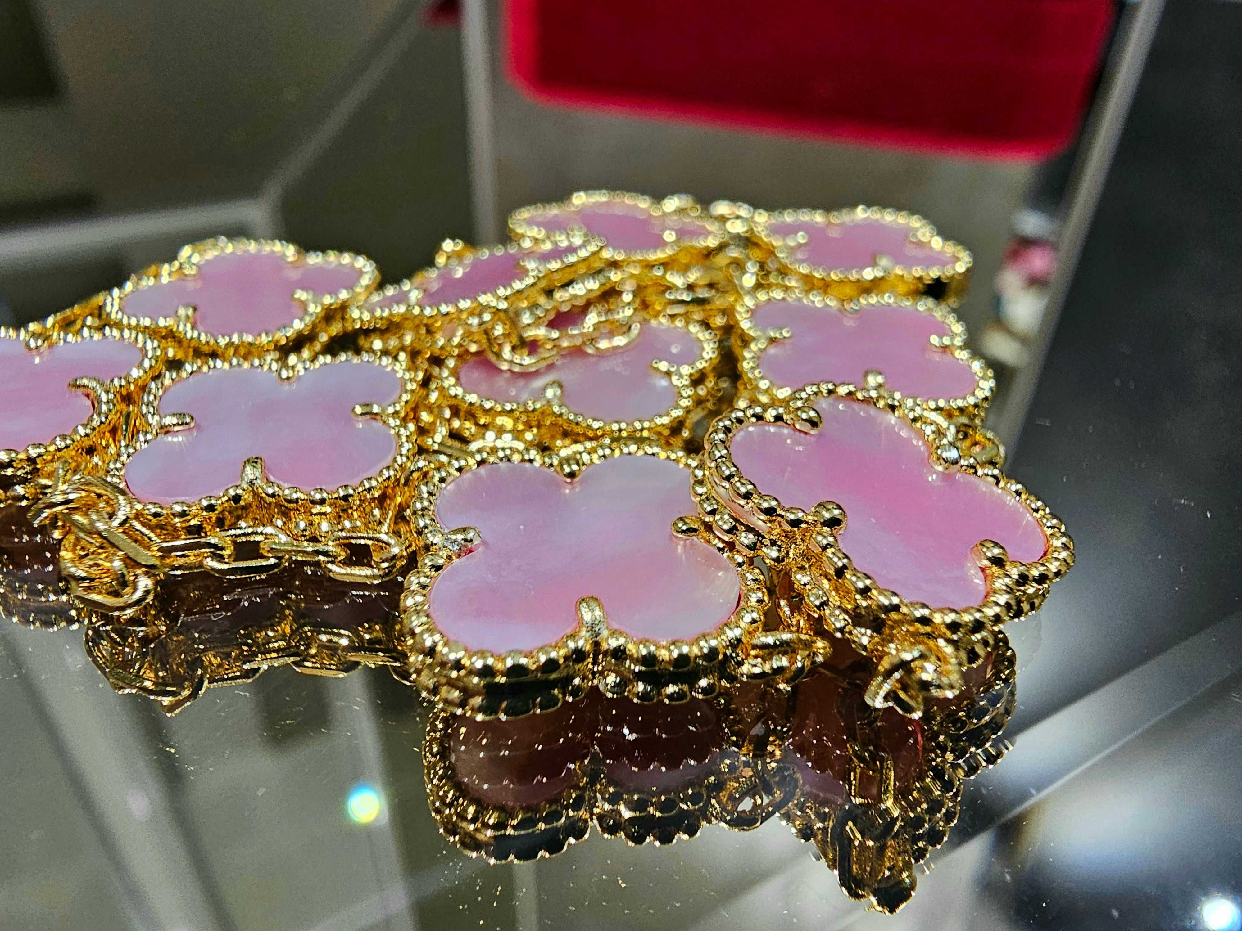 Van Cleef & Arpels VCA Gold Pink Opal 10 Motifs Alhambra Дамско Колие