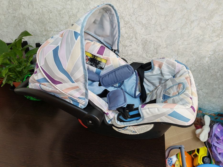 Продам Автокресло