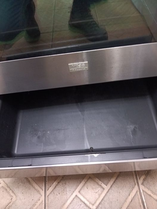 Иноксова свободно стояща печка с керамичен VOSS Electrolux с Гаранция!