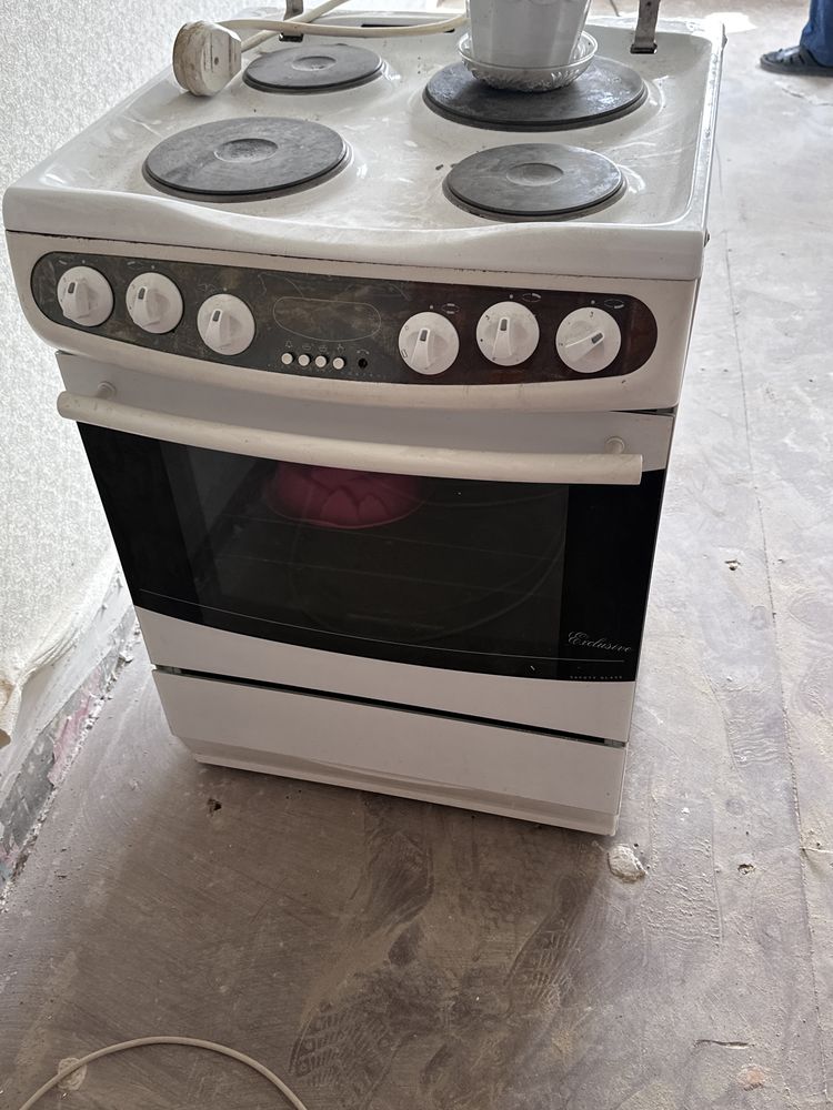 Продам кухонную плиту