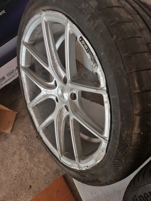 Jante cu cauciucuri continental