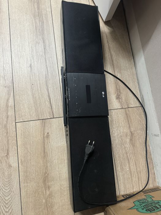 Саунбар LG длинная узкая колонка продам срочно