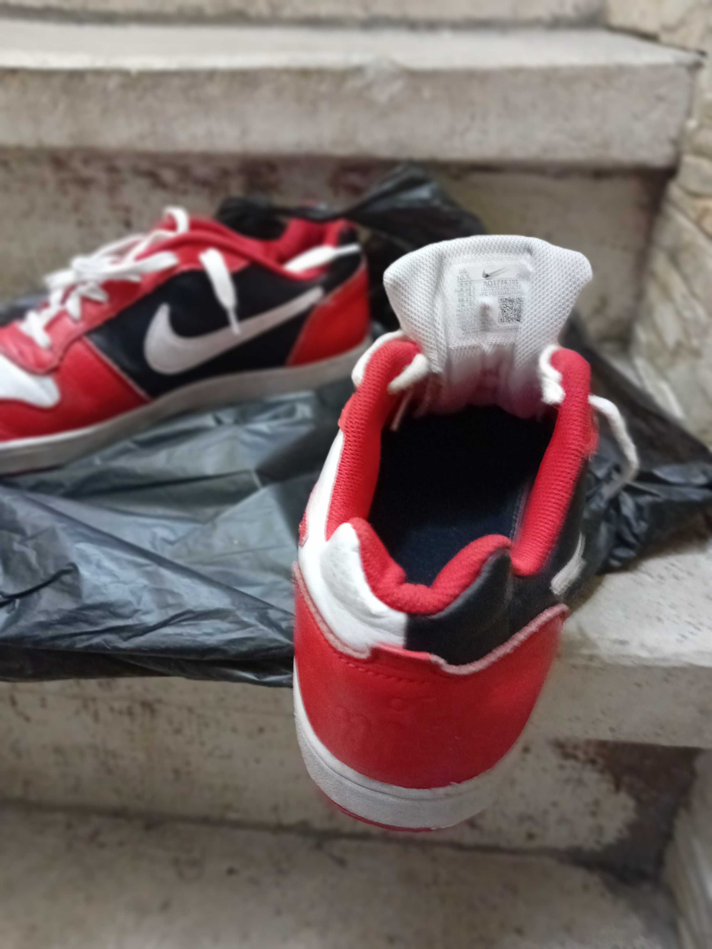 Оригинални Nike, made in Bangladesh. Естествена кожа.