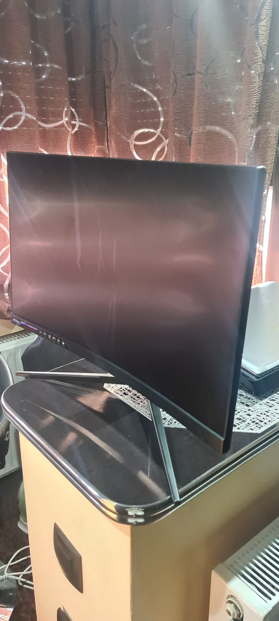 Monitor Msi Optix 144hz 1ms  (display stricat)