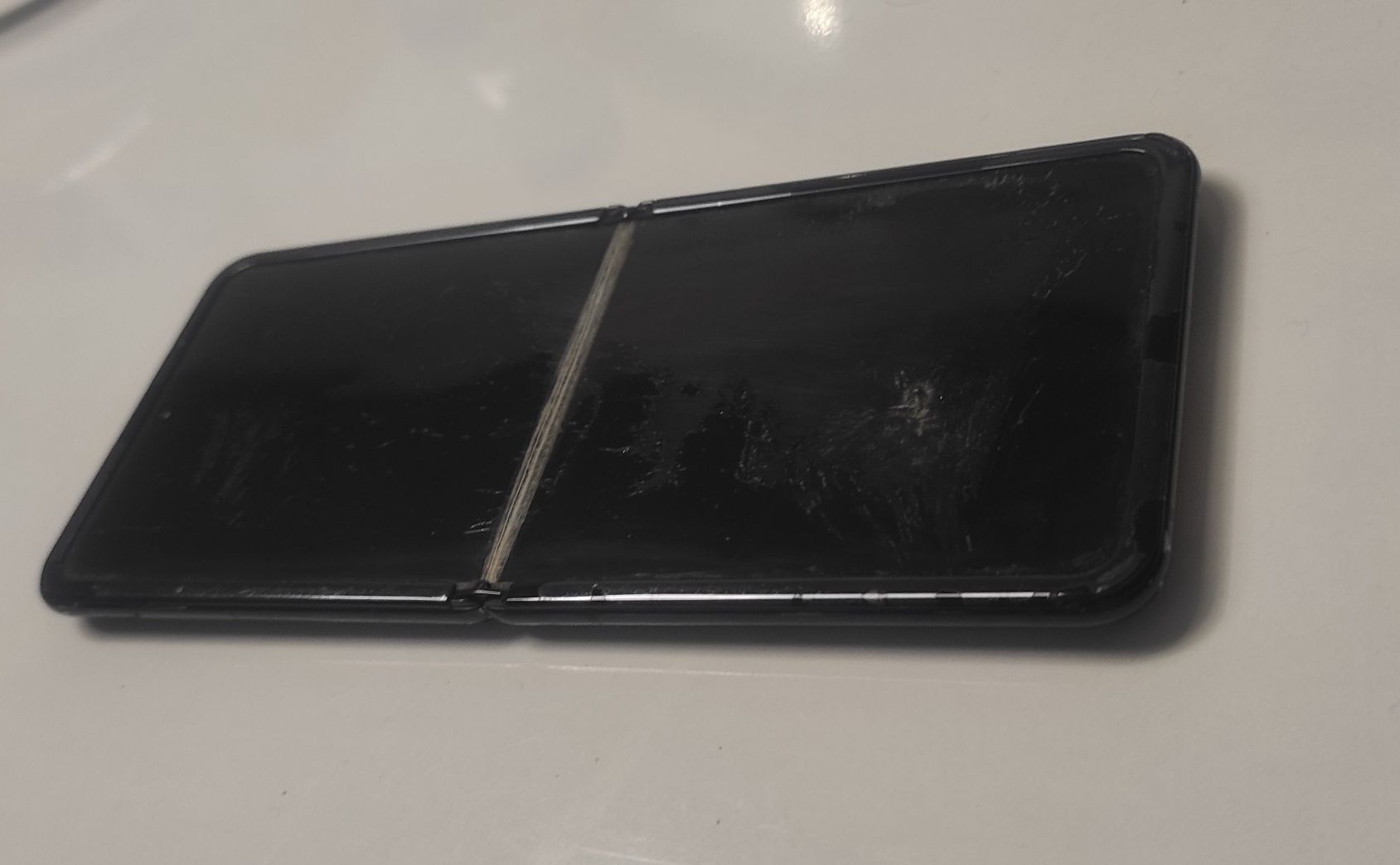 Samsung Galaxy Z Flip SM-F700 За Части