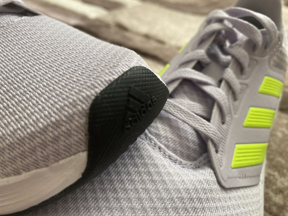 Дамски оригинални маратонки Adidas