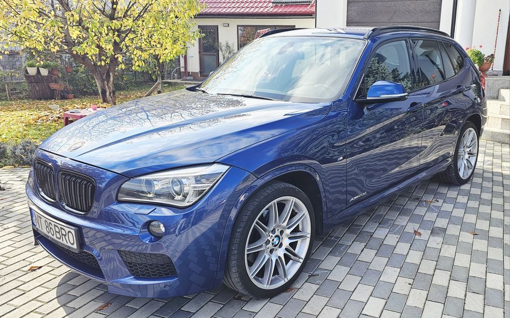 Vand BMW X1 e84 facelift M-pachet x-drive Navi Xenon Recaro distribuți
