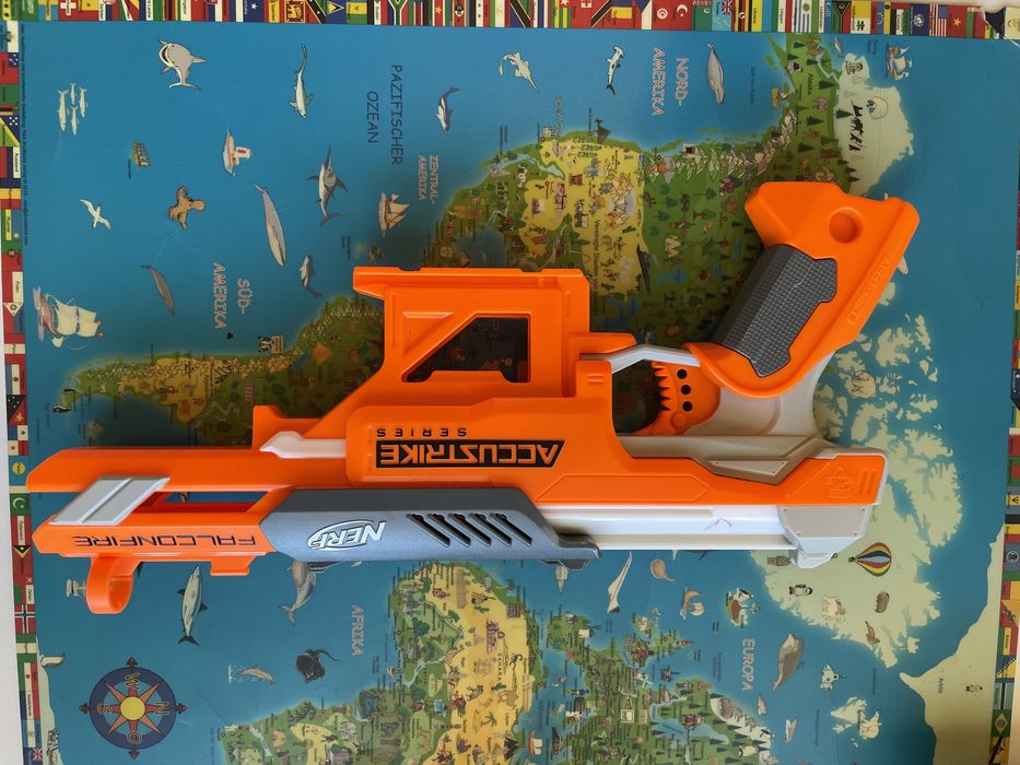 NERF Бластер Accustrike Falconfire