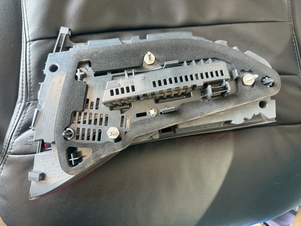 Ляв вътрешен стоп за BMW G11 G12