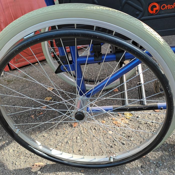 Fotoliu rulant manual nou