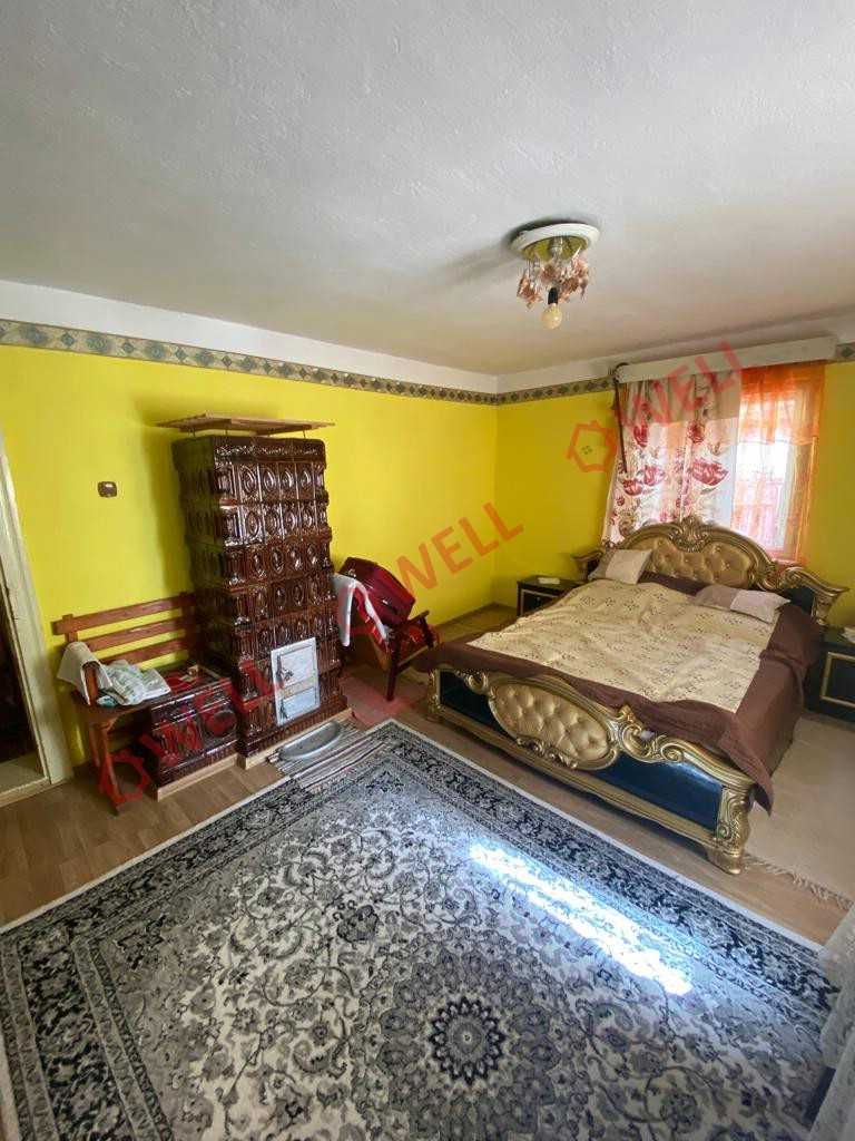 De vânzare în Mădăraș casă familială cu un teren aferent de 2.800 mp.