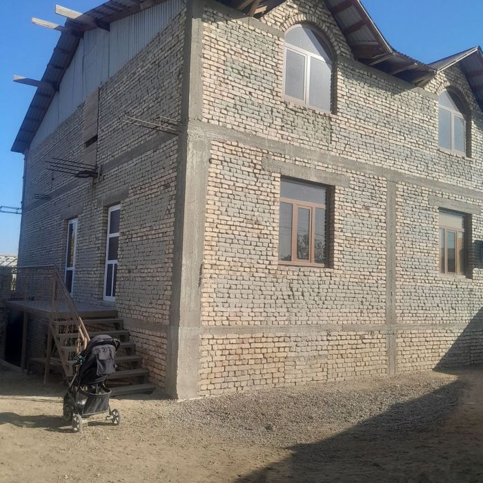 Uy Rabotak 4.5 sotiq