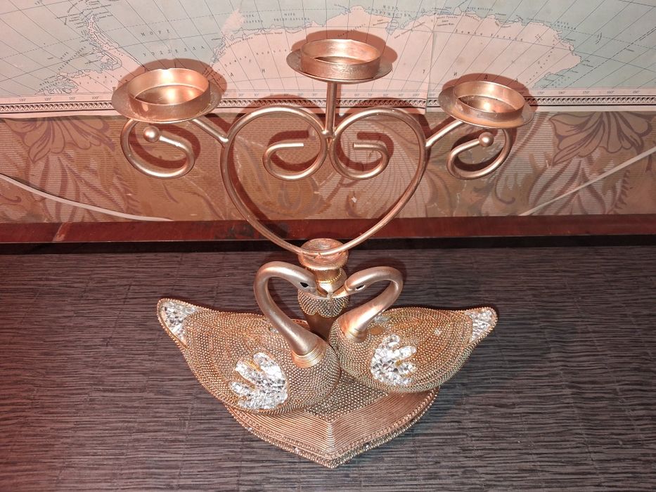 Подсвечник "лебеди".