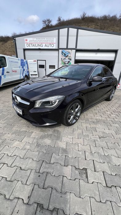 Mercedes Benz CLA 200 Violet