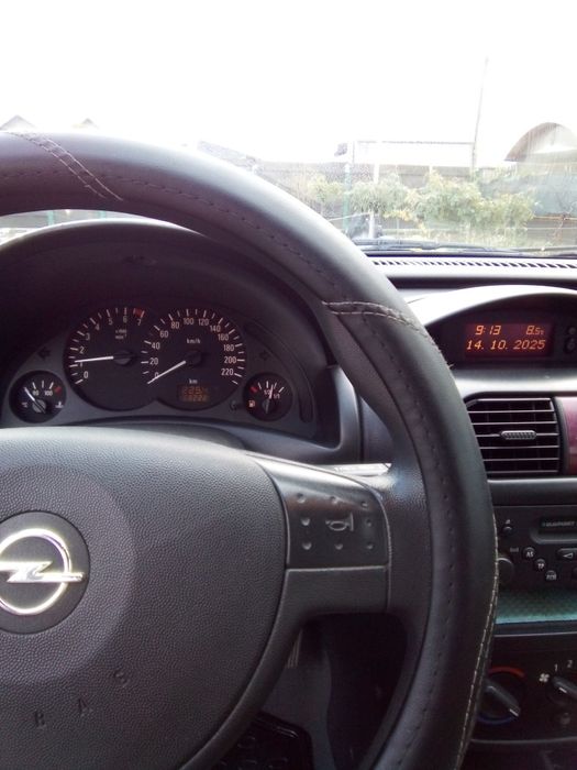 Vînd foarte urgent Opel CORSA C 1.2benzină fiscal pe loc