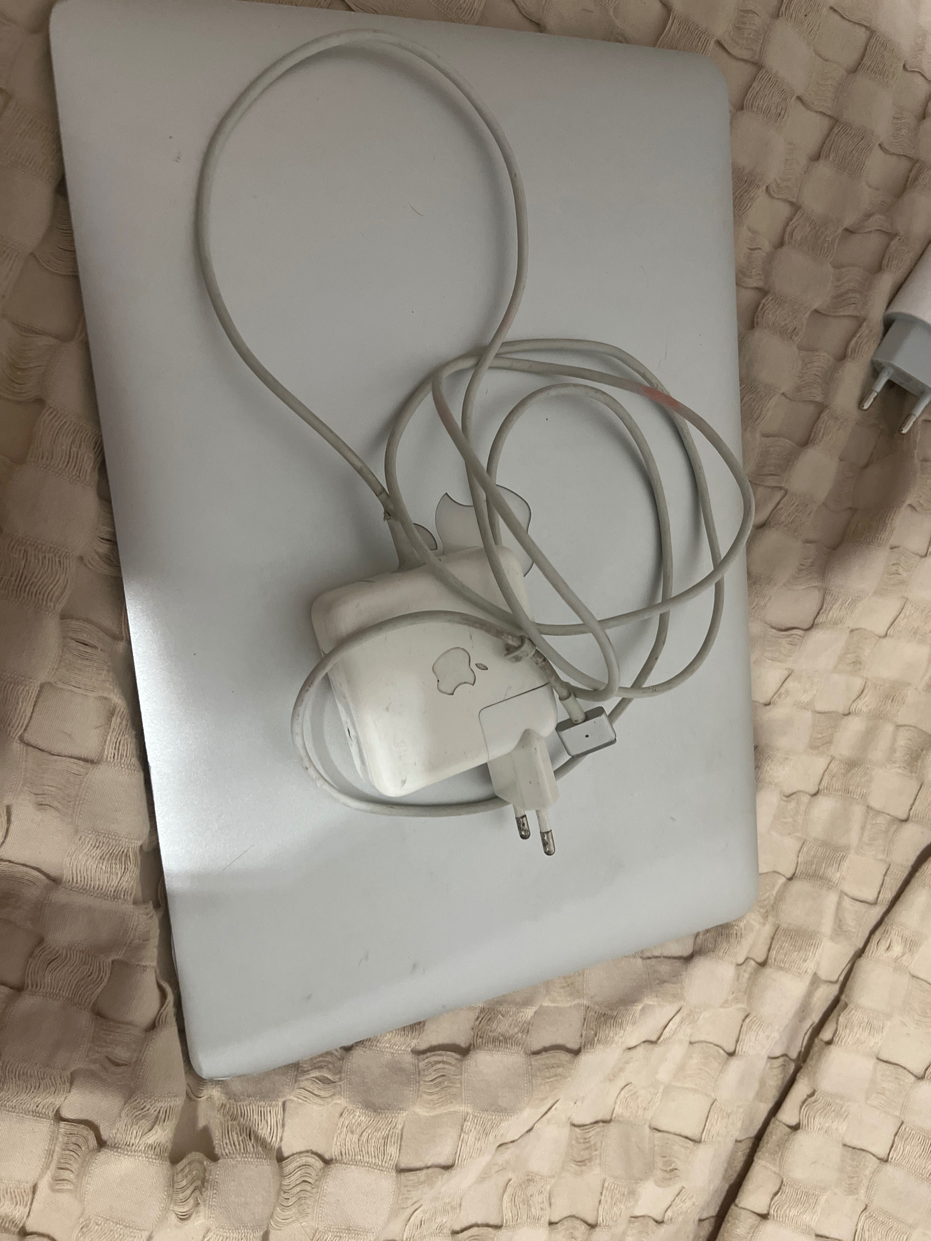 MacBook Air Версия 11.7.4