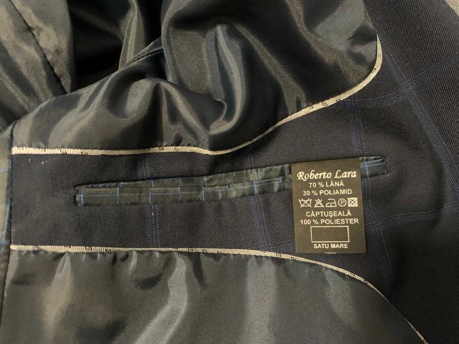 Sacou barbati Roberto Lara (Satu Mare) marime 52, lana, bleumarin