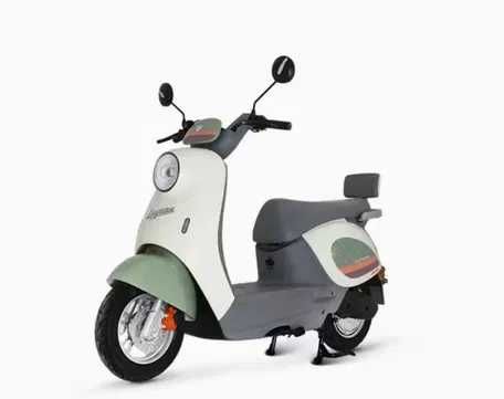 Vand scutere electrice moderne