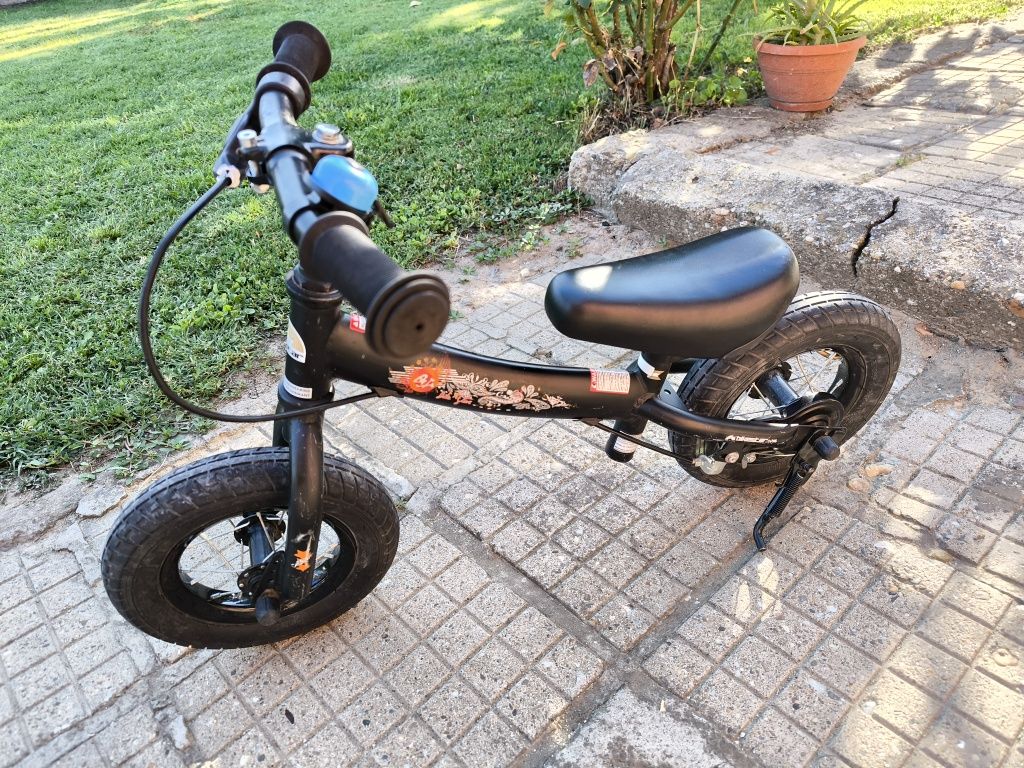 Продавам баланс колело