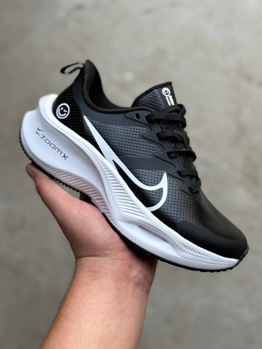 Nike zoomx koja.