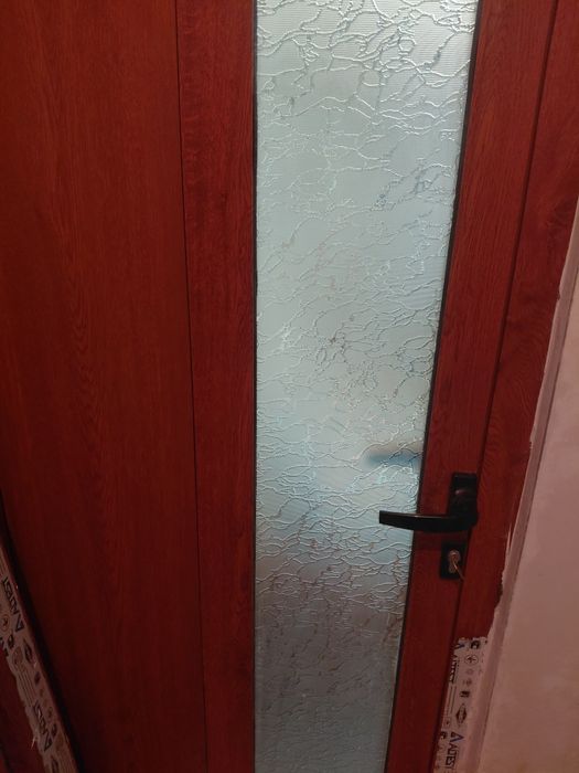 Продава ПВЦ врати