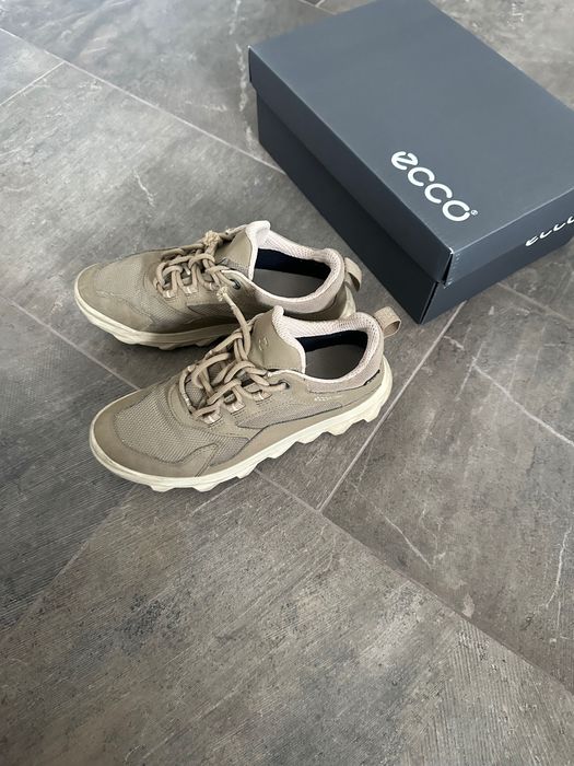 Adidasi Ecco marime 36 fetite