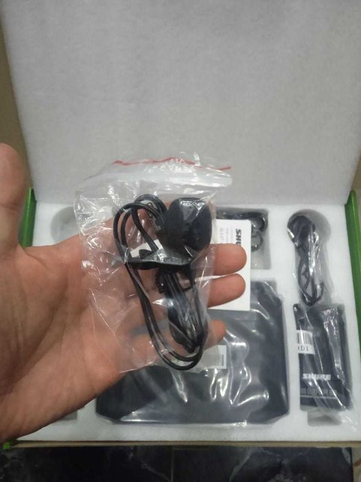Парные петличные микрофоны Shure