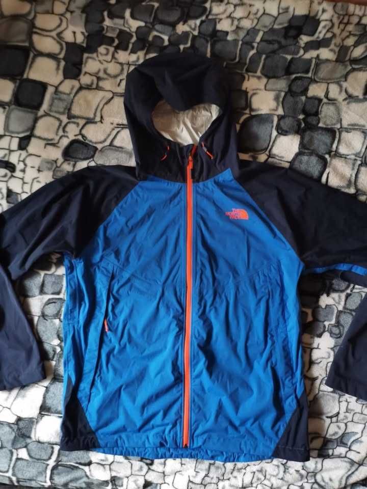 THE NORTH FACE DryVent
Мъжко водоустойчиво яке Перфектно състояние