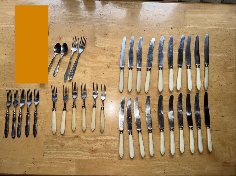 Срочно продаются ножи/ вилки