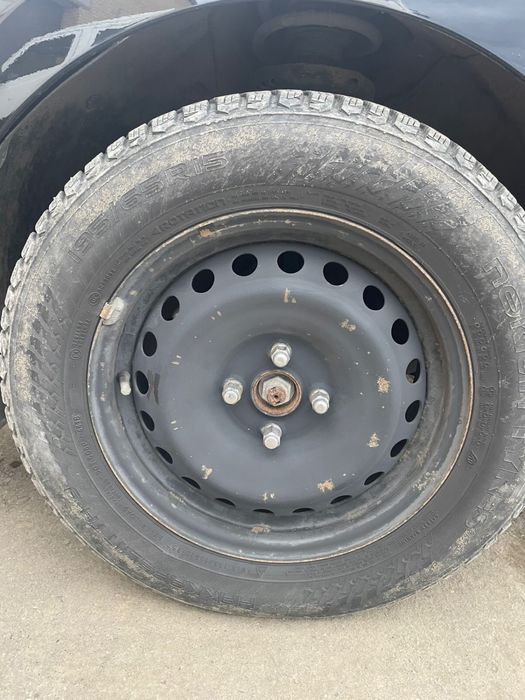 Шины с дисками 195/65 R15 (б/у)