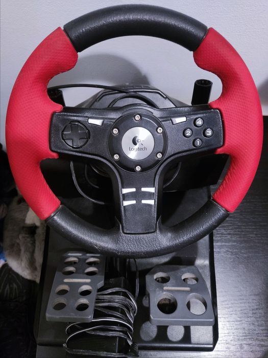 Волан с педали Logitech Force