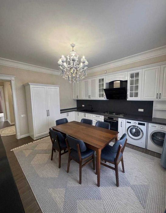 ПРОДАЕТСЯ 3/1/7 148м2 на: Ц-2  Ор.р: Алайский рынок