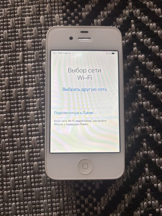 IPhone 4s в отличном состоянии