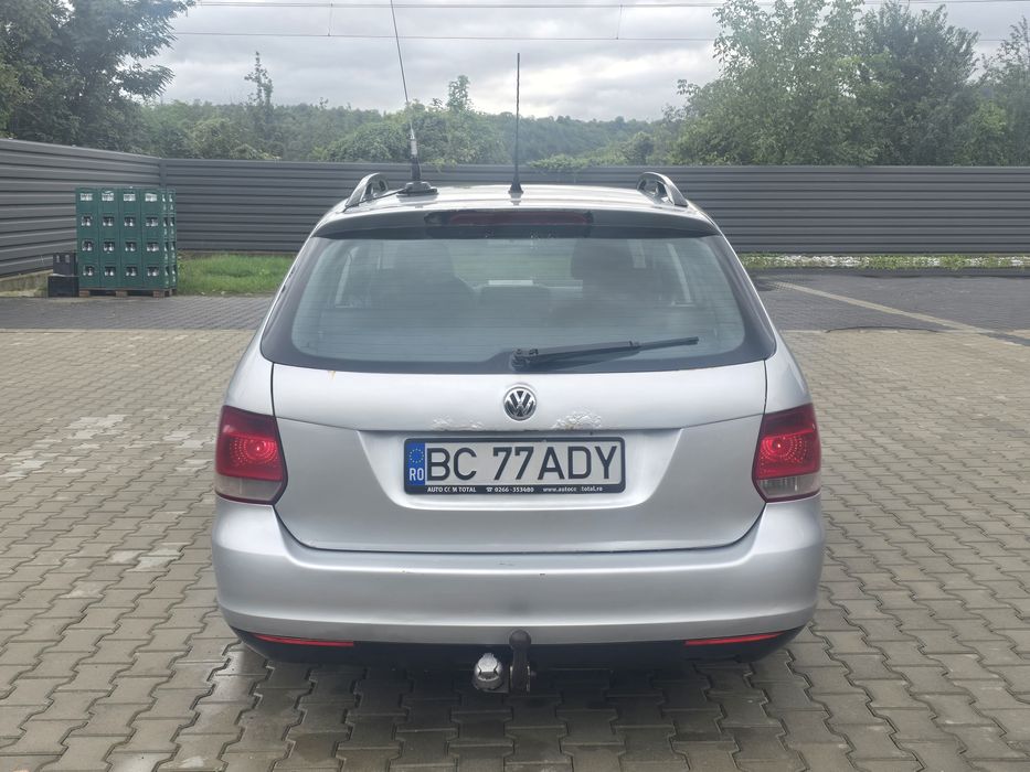 Vând Volkswagen Golf 5