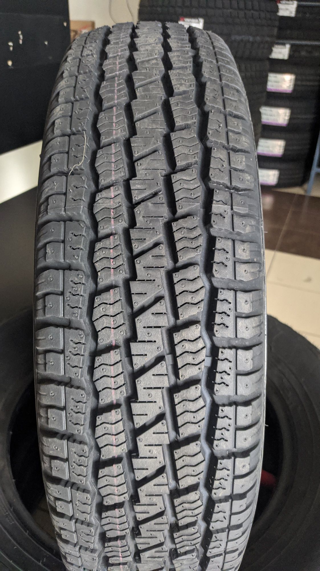 185/75R16C Triangle