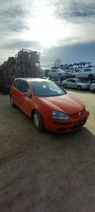 Golf 5 / 1.6 BAG  / Dezmembrez/Dezmembram
