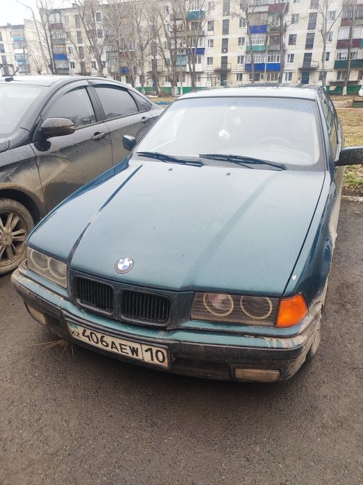 Продам авто BMW 3/с