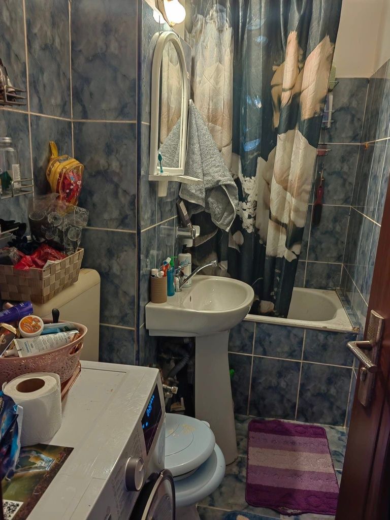 Vând apartament în zona Rahova Sibiu