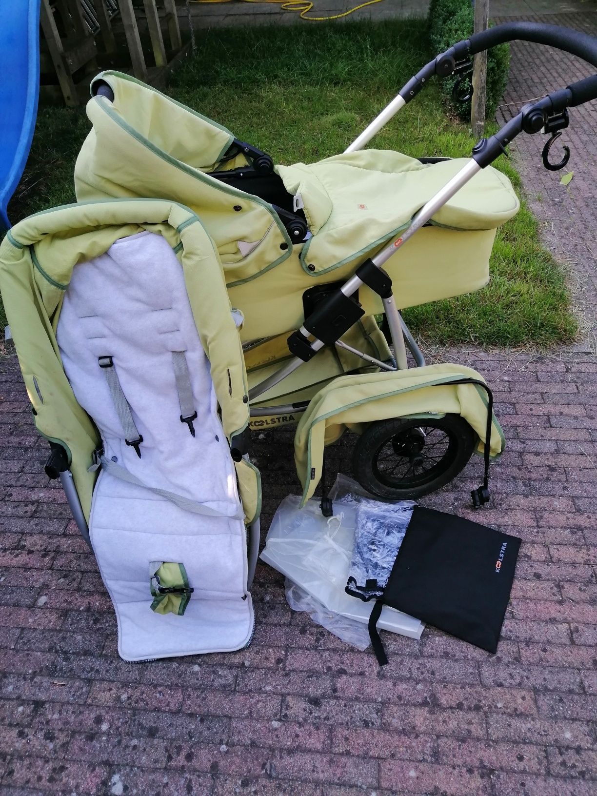 Бебешка количка Koelstra с много подаръци