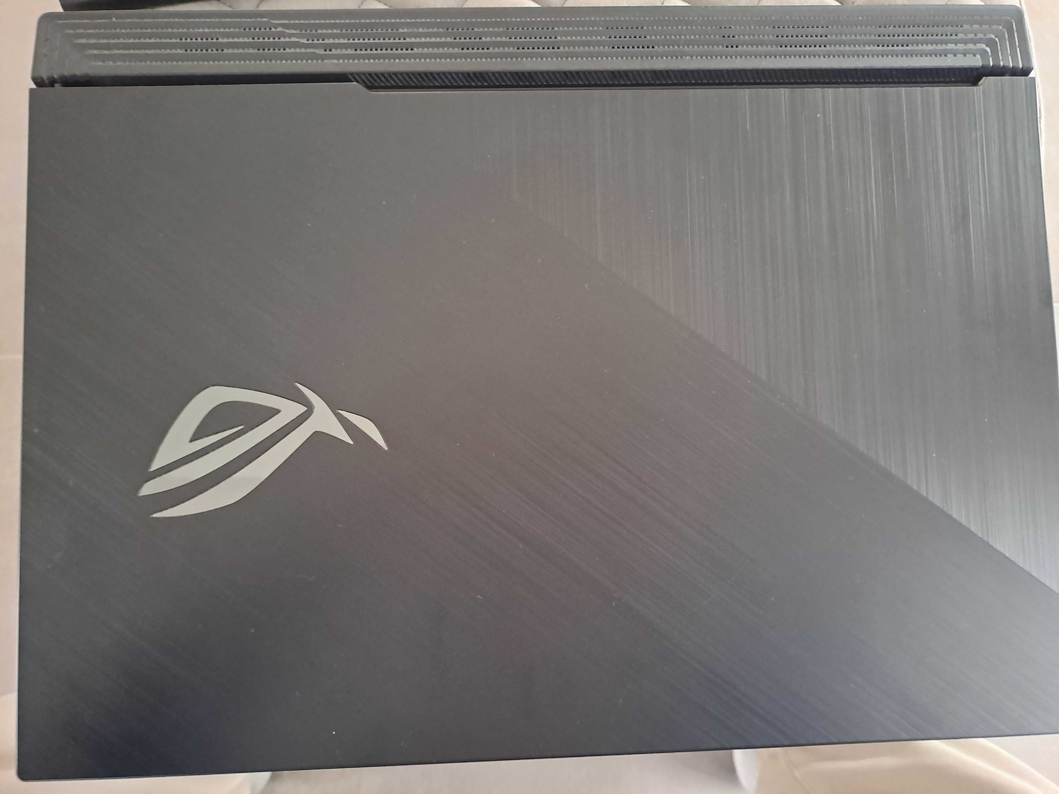 Laptop Asus Rog Strix G731G