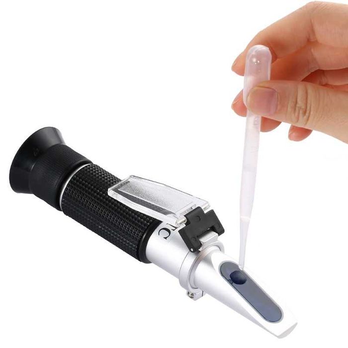 REFRACTOMETRU apa/Miere 10-30%, Must Bere/Vin/Suc 0-32% BRIX, cu ATC