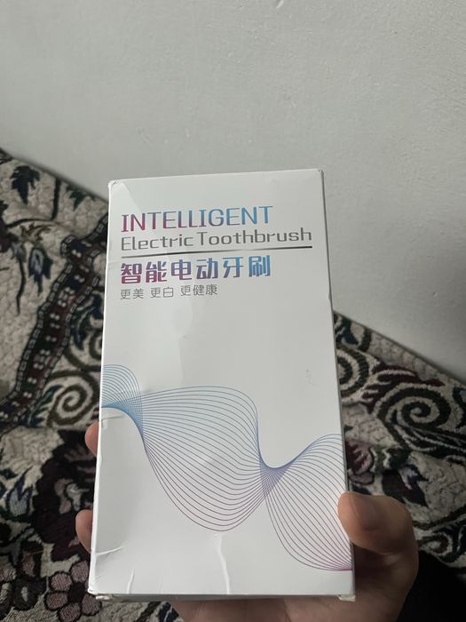 Продам электрический зубную щетку