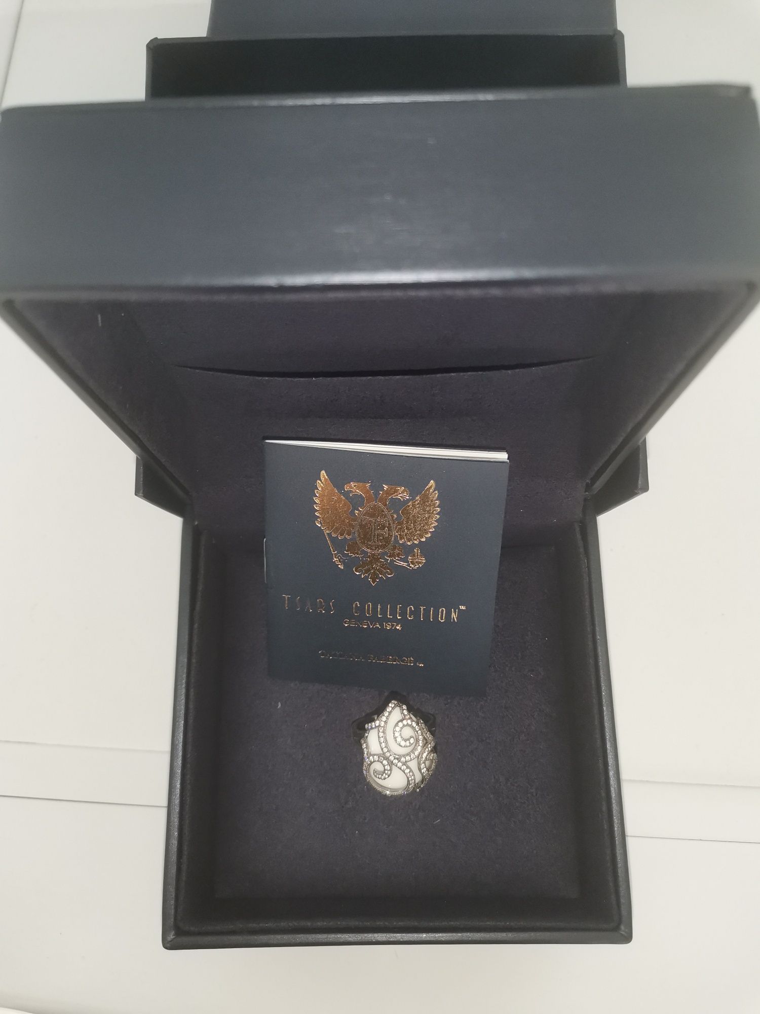 Дамски обеци FABERGE 925